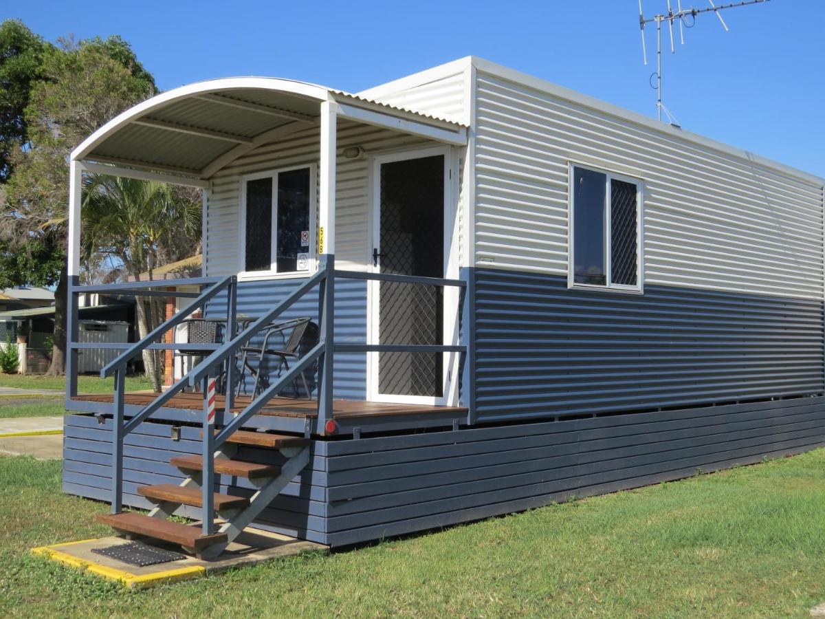 Bundaberg East Cabin And Tourist Park Bagian luar foto