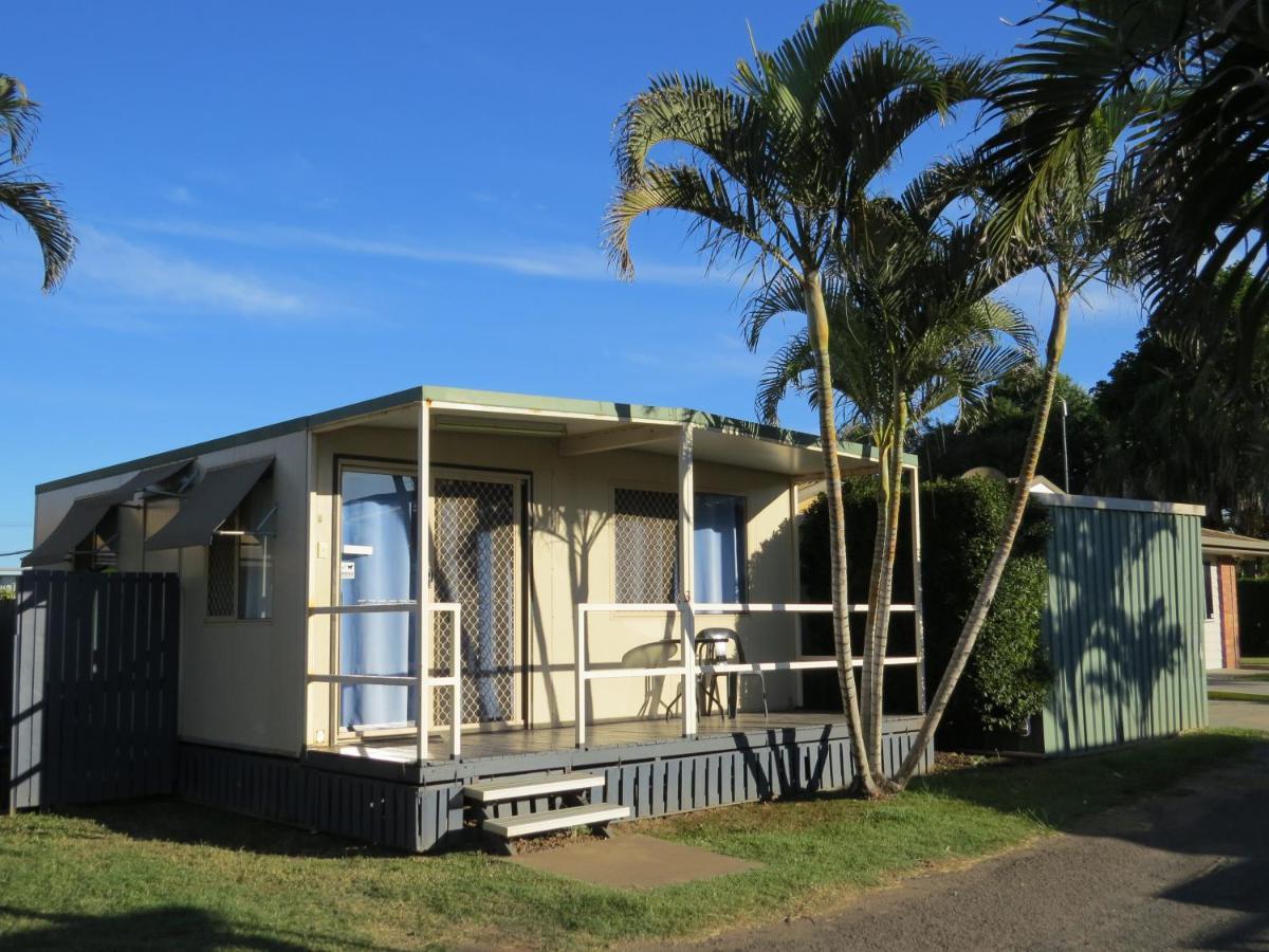 Bundaberg East Cabin And Tourist Park Bagian luar foto