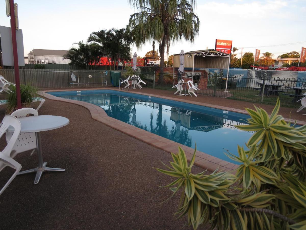 Bundaberg East Cabin And Tourist Park Bagian luar foto
